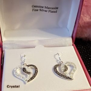 💕Marcasite & Crystal Heart Pierced Earrings